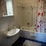 Apartment Tavaszmezo Pecs